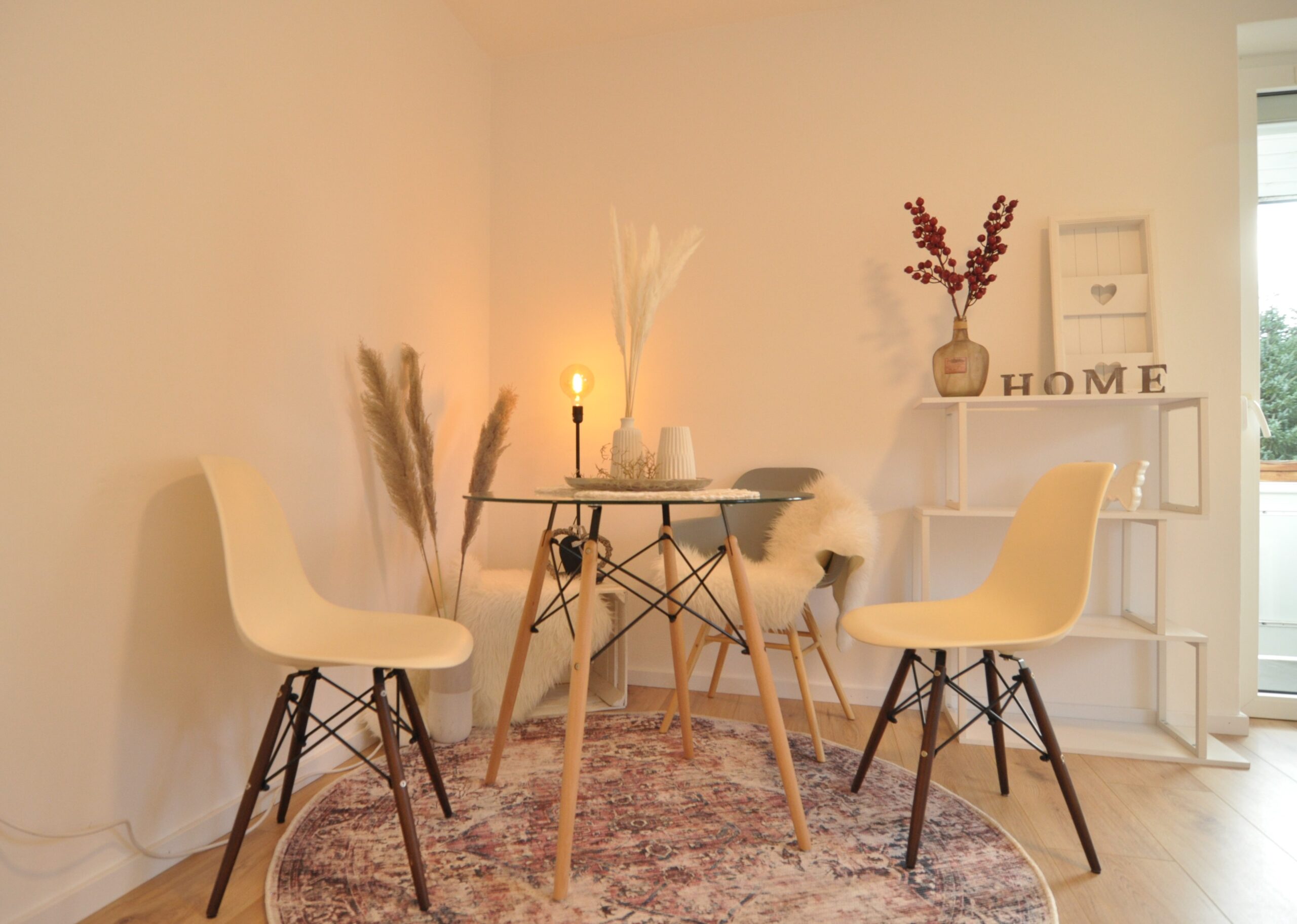 Essecke mit Homestaging eingerichtet